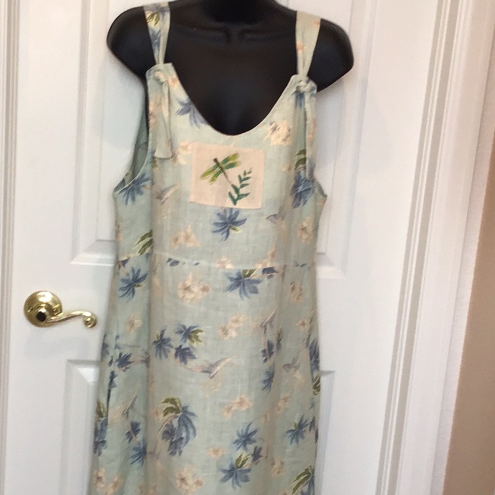 Odile linen dress with hand-painted dragonfly